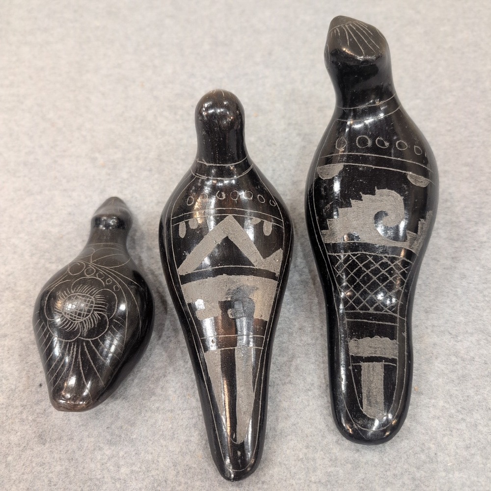 Vintage Mexican Barro Negro Black Clay Etched Bird Figurines Set of 3 Mexico - Picture 3 of 9